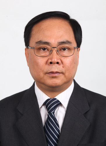 李新立